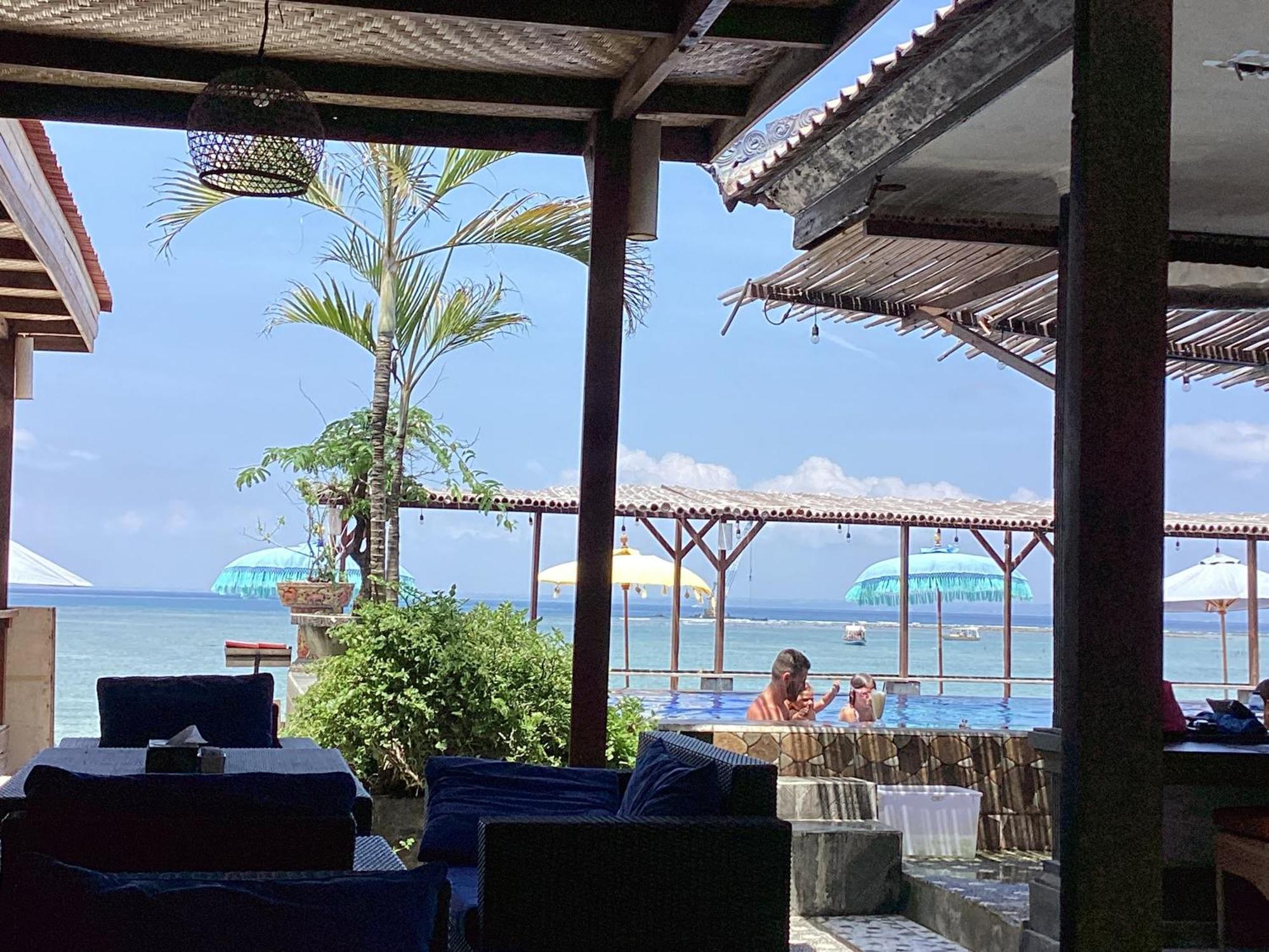 Linda Beach Hotel Nusa Lembongan Exterior foto