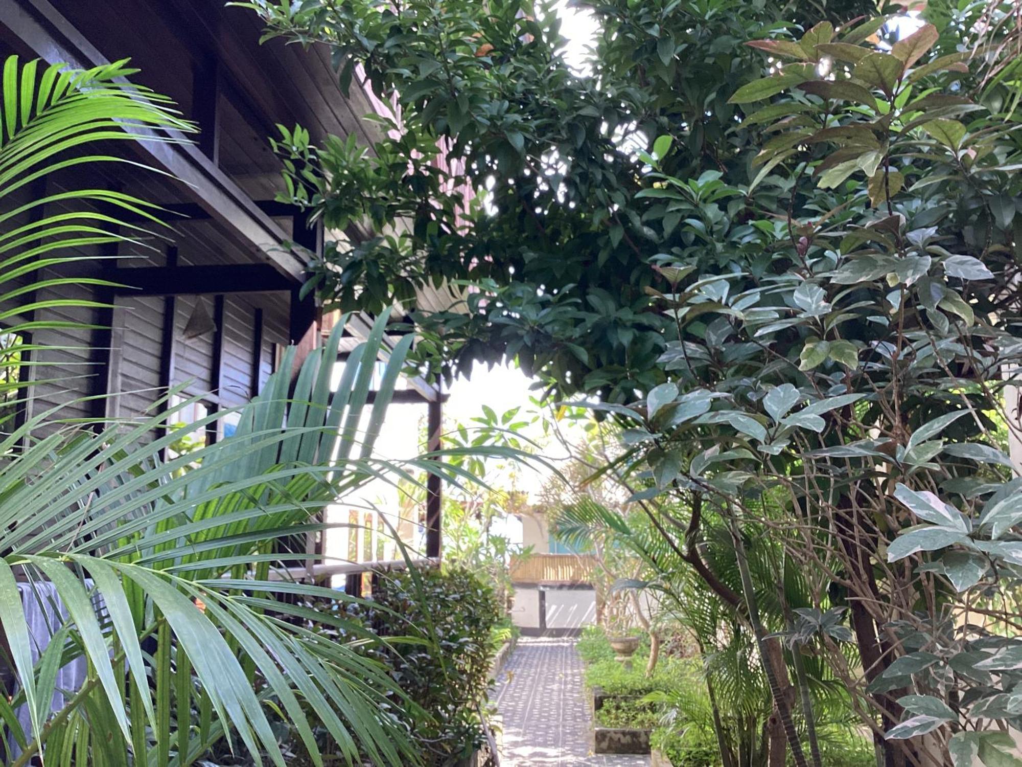 Linda Beach Hotel Nusa Lembongan Exterior foto