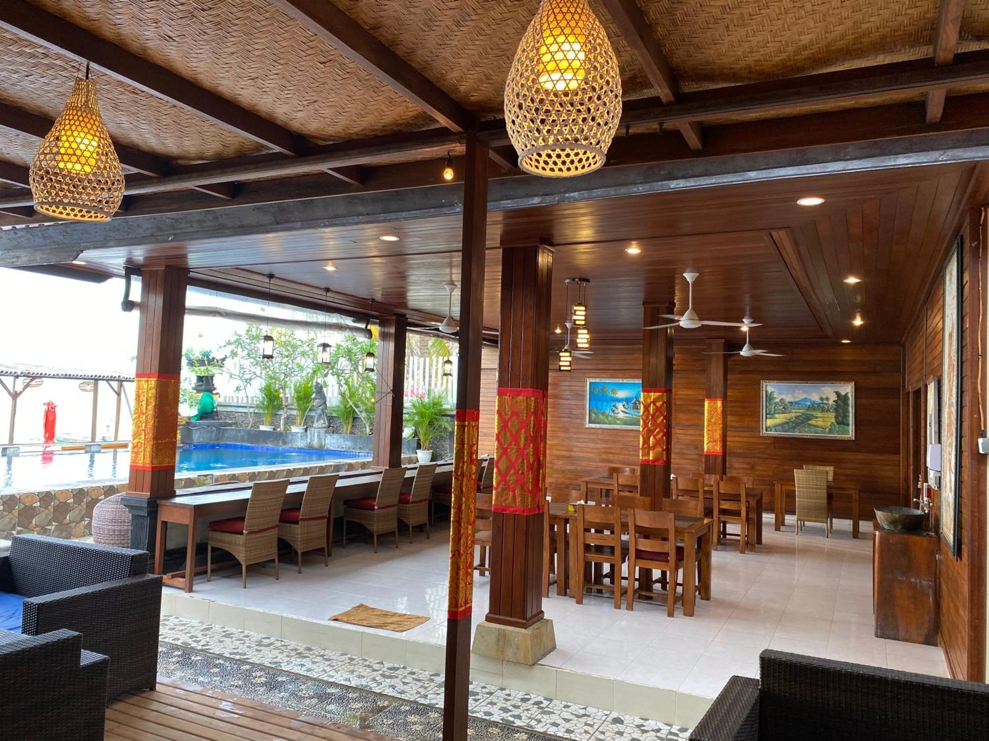Linda Beach Hotel Nusa Lembongan Exterior foto